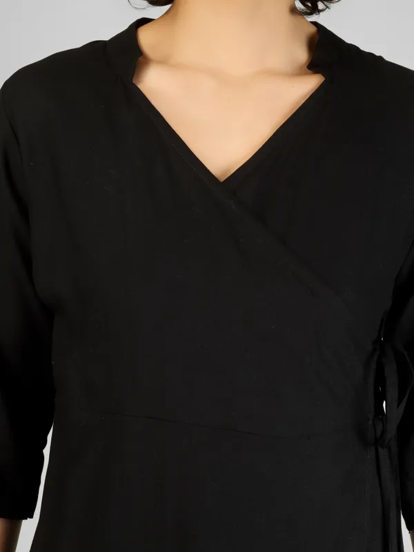 Black_Pure_Rayon_Wrap_Style_Tunic_For_Women