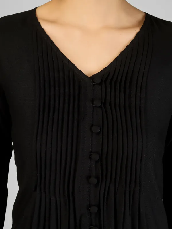 Black_Pure_Rayon_A-Line_Pleated_Tunic_For_Women