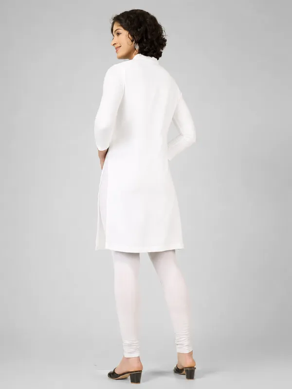 White_Pure_Rayon_Straight_Kurta_For_Women