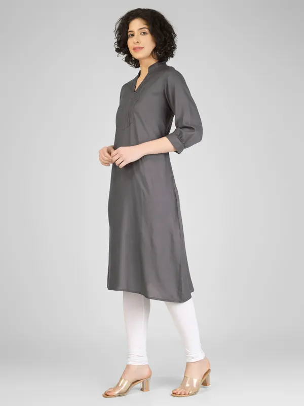 Grey_Pure_Rayon_Straight_Fit_Pintuck_Kurta_For_Women