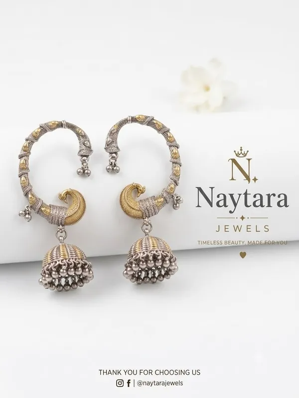 Dual_Tone_Peacock_Ear_cuff