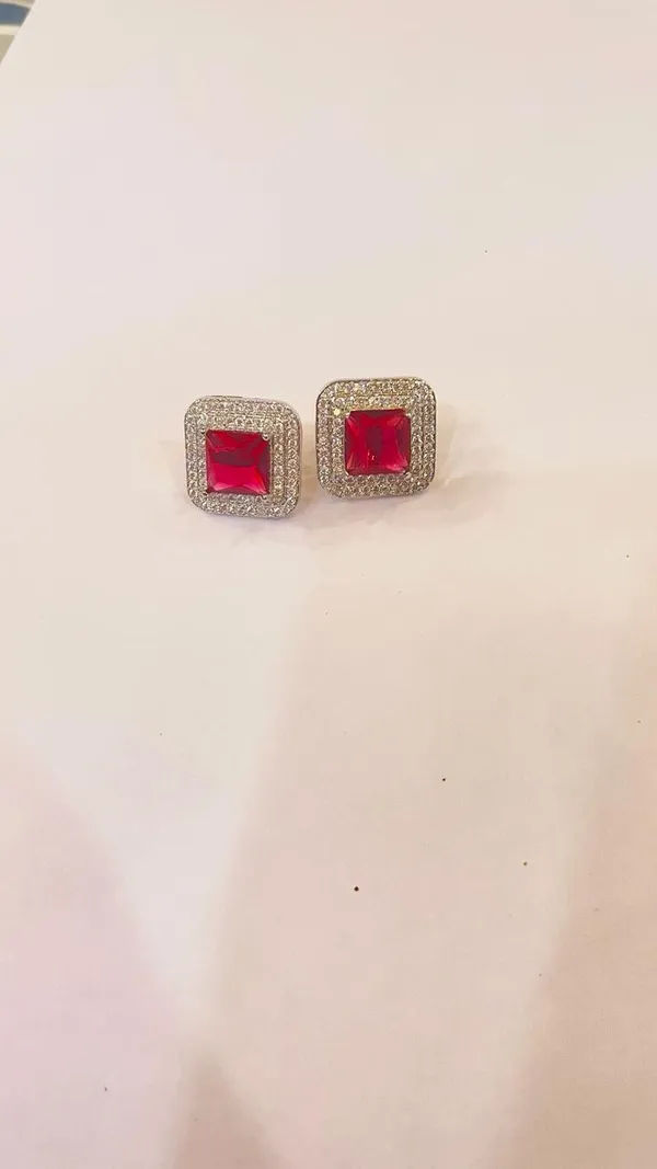 Elegant_square_shaped_Studed_Earrings