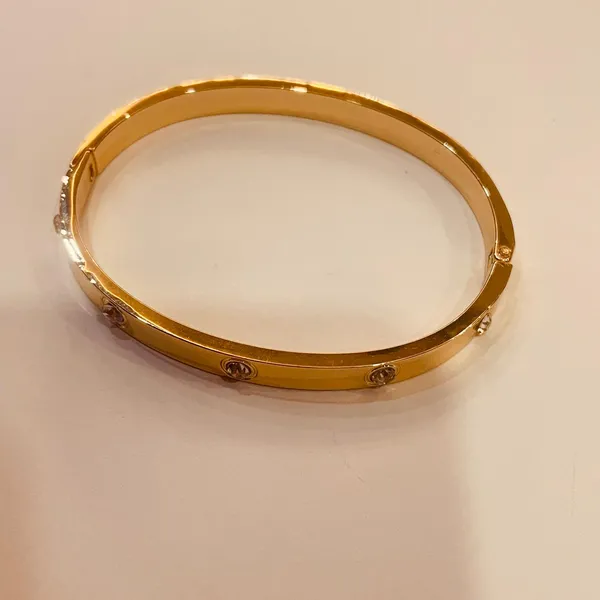 Gold_Plated_Bracelet_With_Embedded_Crystal_Stones