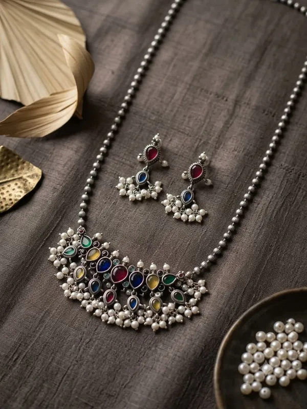 Navratan_silver_necklace_set
