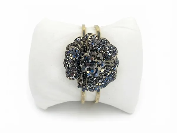 Statement_Party_wear_black_crystal_floral__Bracelet