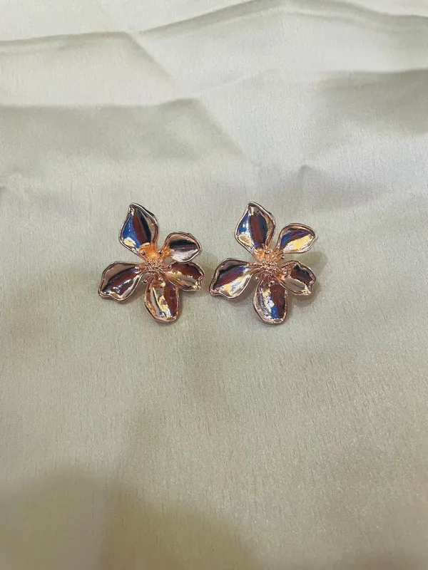Rose_Gold_Bloom__Floral_Earrings