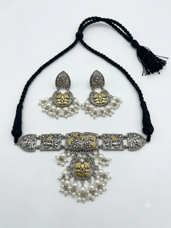 Gulnar_Dual_-_Tone__floral_choker_set_with_pearl_drops_and_matching_earring