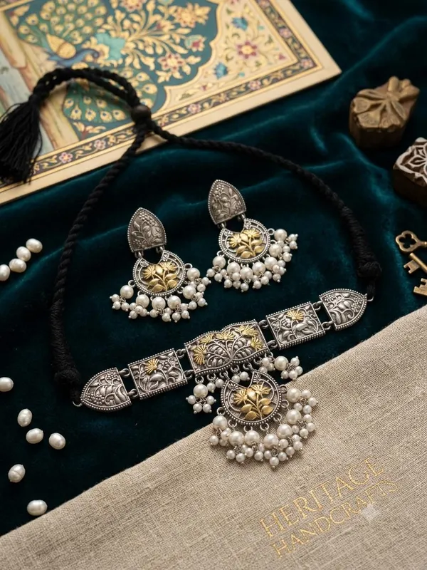 Gulnar_Dual_-_Tone__floral_choker_set_with_pearl_drops_and_matching_earring