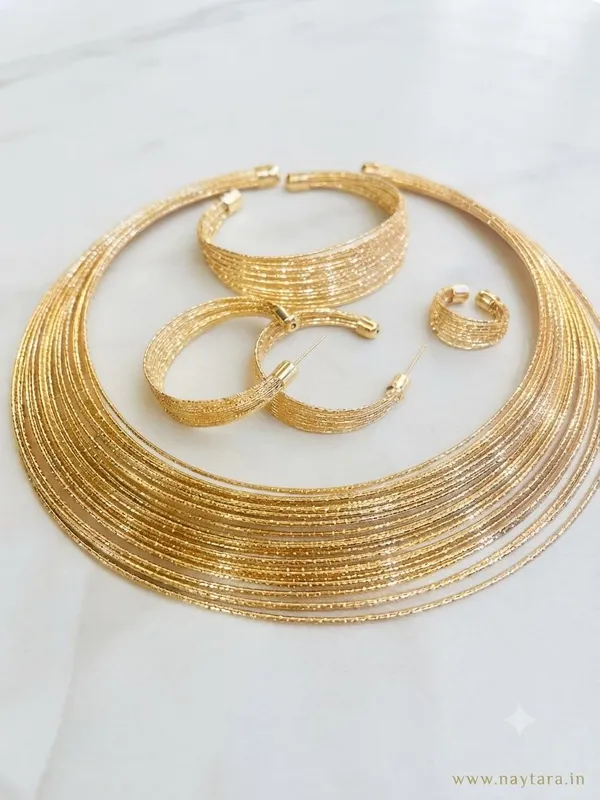 Gold-Toned_Multi-Strand_Mesh_Statement_Jewellery_Set