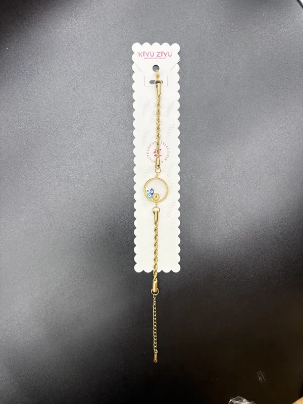 Golden_Crescent_Moon_Star_Charm_Bracelet