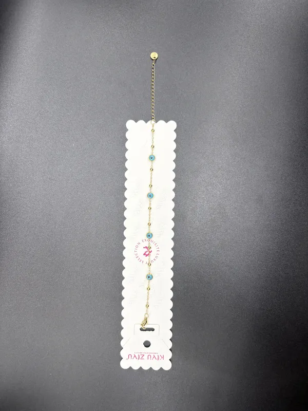 Evil_Eye_Protection_Bracelet_With_Blue_Beads