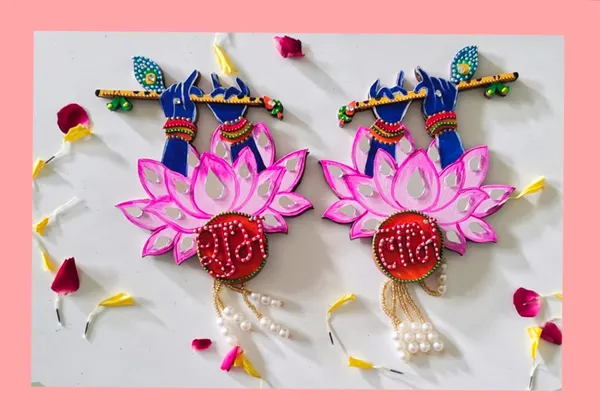 Decorative_Handcrafted_Murari_Shubh_Labh_Wall_Hanging_Pair_With_Pearl_Tassel
