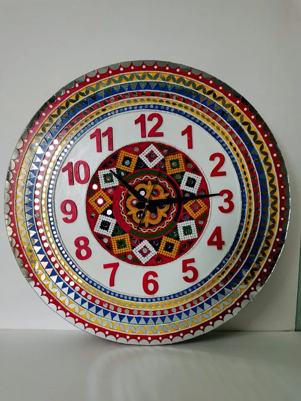 Handcrafted_Decorative_Lippan_art_Wall_Clock_-_Multicolour