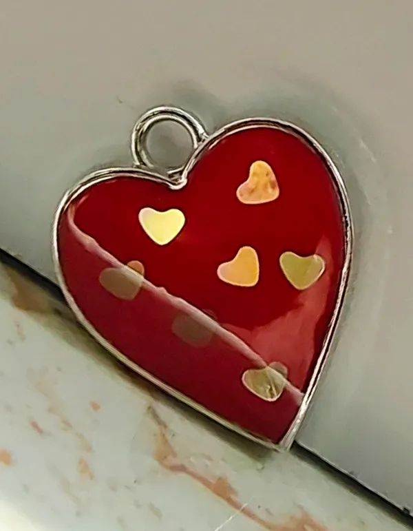 Red_Enamel_Heart_Charm_Resin_Pendant_With_Mini_Gold_Hearts