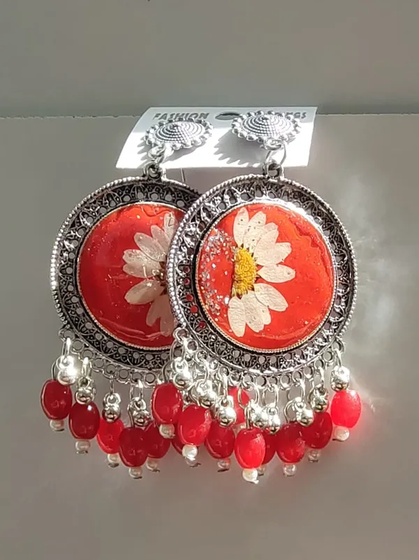 Handcrafted_Real_Pressed_Floral_Resin_Earrings_With_Red_Beads_-_Oxidized_Silver_Finish