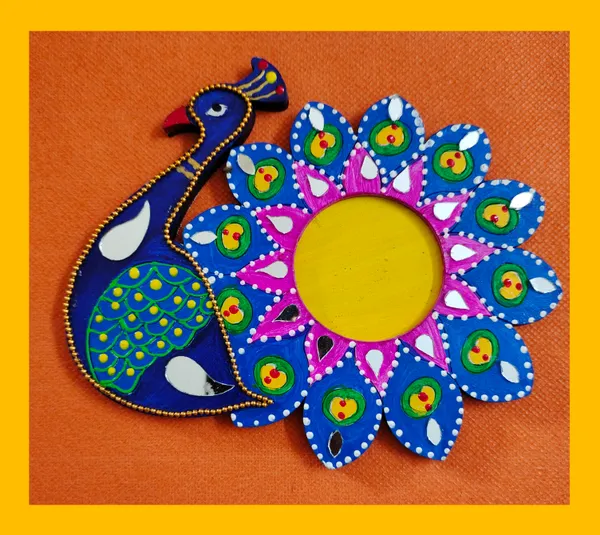 Handcrafted_Traditional_Peacock_Design_Decorative_Tea_Light_Candle_Holder