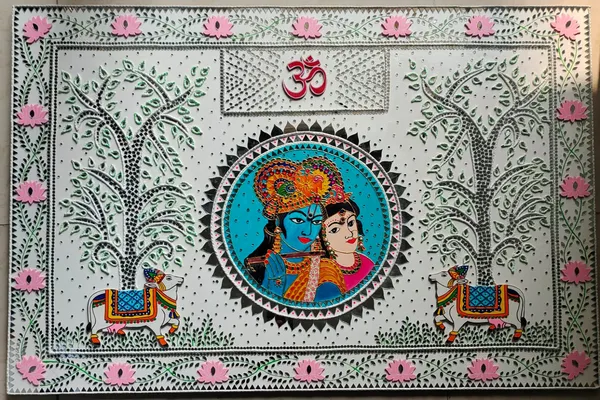Shri_Radha_Krishna_Handcrafted_Lippan_Fusiion_Folk_Art_Wall_Decor/_Temple_Backdrop