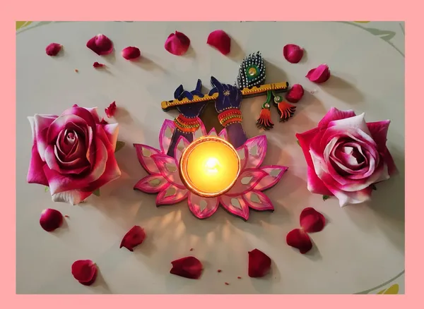 Decorative_Handcrafted_Murari_Traditional_Lotus_Pattern_Tea_Light_Candle_Holder