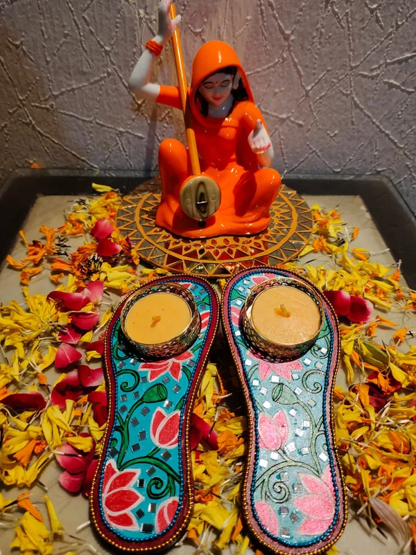 Decorative_Handcrafted_Charan_Paduka_Tea_Light_Candle_Holder_Pair