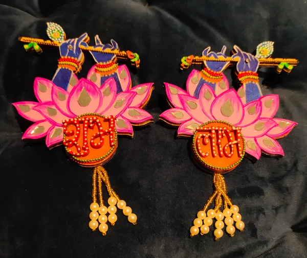 Decorative_Handcrafted_Murari_Shubh_Labh_Wall_Hanging_Pair_With_Pearl_Tassel