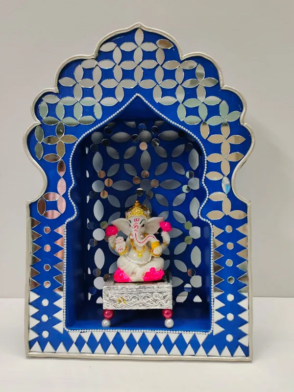 Hand-Painted_Floral_Arch_Jharokha_Pooja_Mandir_Decor