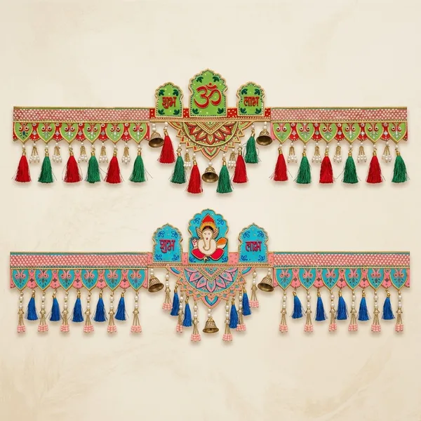 Decorative_Bandhanwar_/_Toran_Door_Hanging_With_Tassels_And_Traditional_Motifs_Set_Of_2