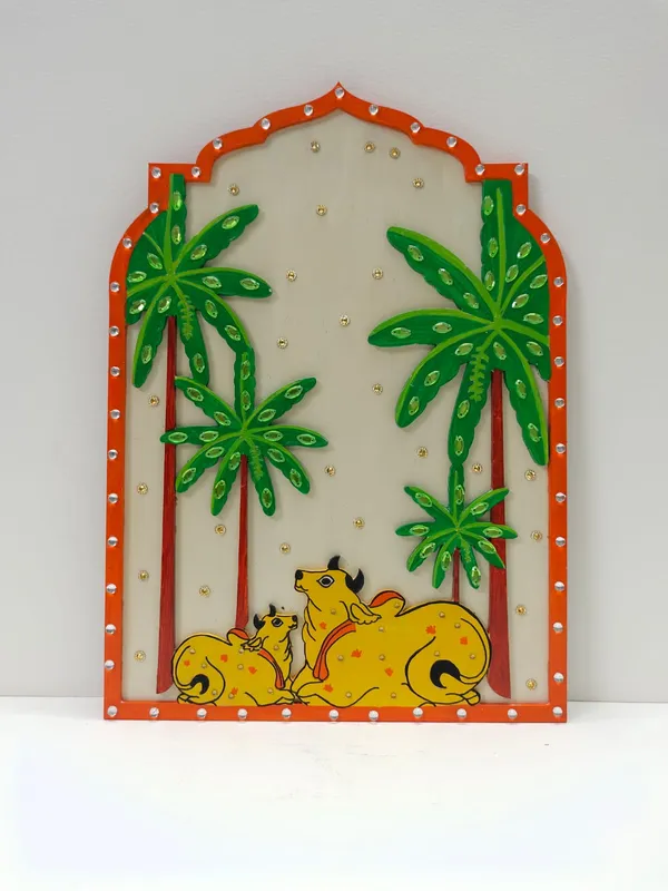 Hand-Painted_Wooden_Wall_Art_-_Pitchwai_Cows_Under_Palm_Trees