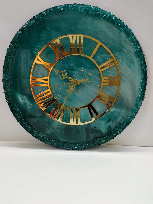 Handcrafted_Decorative_Resin_Art_Wall_Clock_-_Ocean