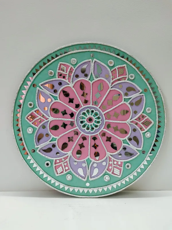 Handcrafted_Decorative_Lippan_Art_Round_Wall_Hanging_-_Pink_And_Green