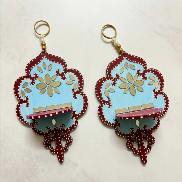 Decorative_Wooden_Hanging_Tea_Light_Candle_Holder_Pair_With_Floral_Design