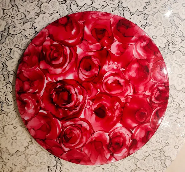Designer_Red_Rose_Pattern_Coffee_Table_with_Resin_Coat_&_18_inch_Golden_Legs