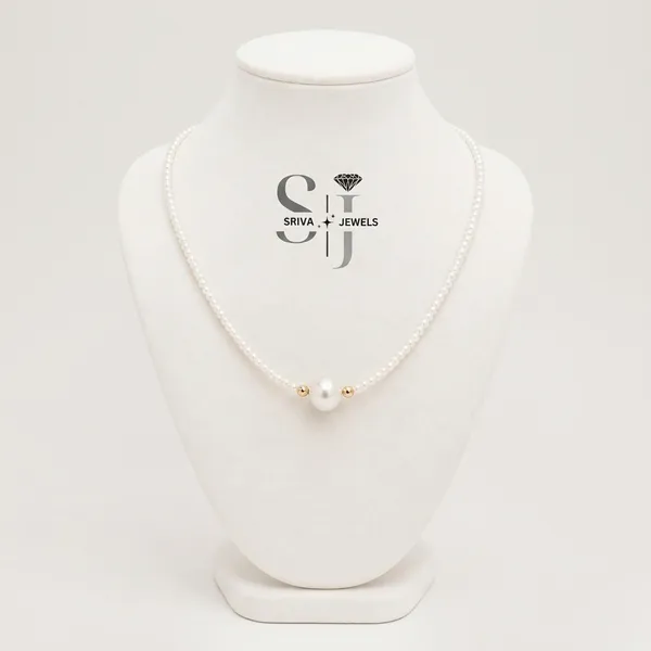 Pearl_Charm_Necklace