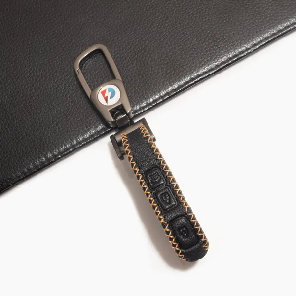 Black_Genuine_Leather_Premium_Key_Cover_With_Key_Chain_For_Car