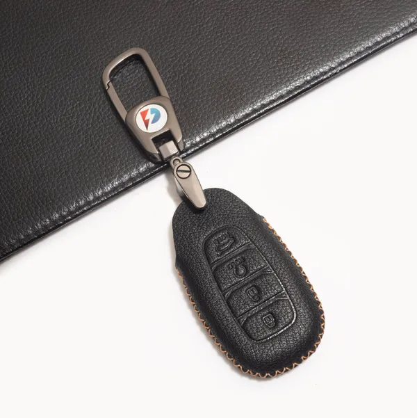 Black_Genuine_Leather_Premium_Key_Cover_With_Key_Chain_For_Car