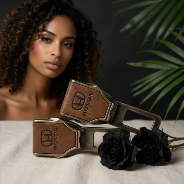 Brown_Leather_Premium_Seat_Belt_Buckle_For_Car_(Pack_Of_2)