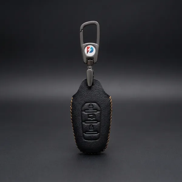 Black_Genuine_Leather_Premium_Key_Cover_With_Key_Chain_For_Car