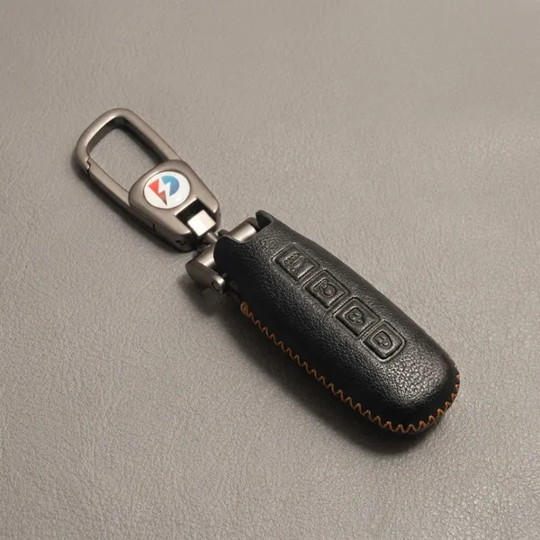 Black_Genuine_Leather_Premium_Key_Cover_With_Key_Chain_For_Car