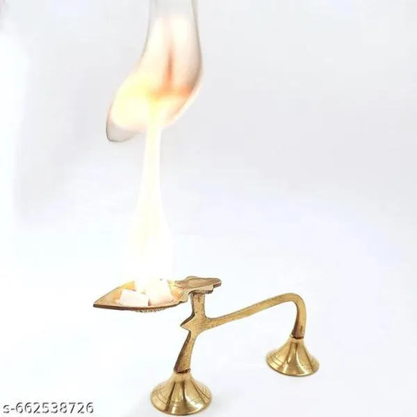 Pure_Brass_Eka_Deepam_Brass_Kapoor_Aarti_Diya