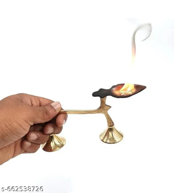 Pure_Brass_Eka_Deepam_Brass_Kapoor_Aarti_Diya