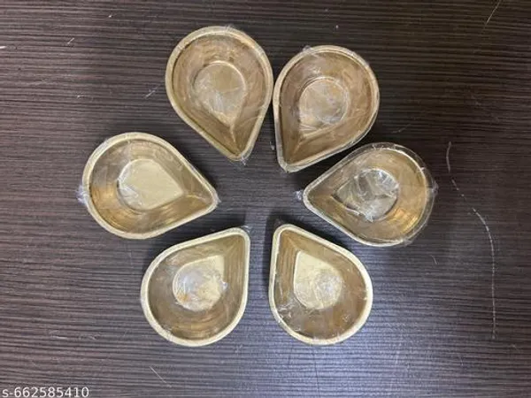 Small_Brass_Diya_For_Deepam_And_Kundu_Glow_Agal_Diya_For_Puja_And_Home_Pack_Of_6