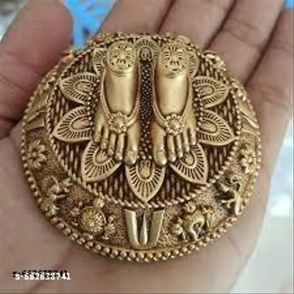 Brass_Charan_Paduka_Or_Balaji_Padalu_Such_As_Lord_Tirupati_Balaji_Venkateswara_Swamy