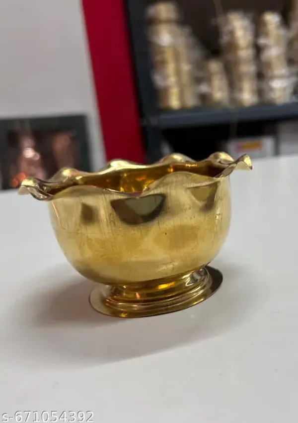 Brass_Puja_Bowl_For_Home_Used_For_Teertam_And_Prasadam