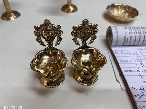 Brass_Shanku_Chakra_Deepam_Big_Size_For_Home_Size_2