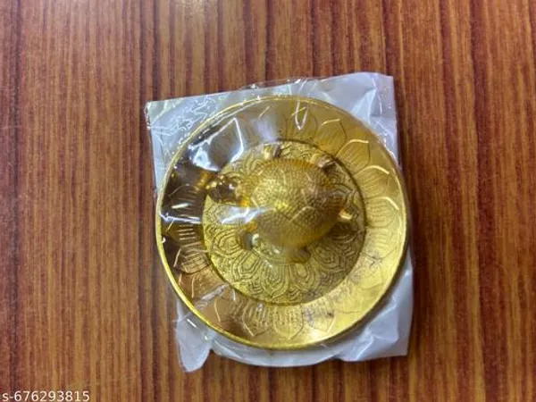 Brass_Vastu_Feng_Shui_Tortoise_With_A_Plate_Featuring_A_Lo_Shu_Grid