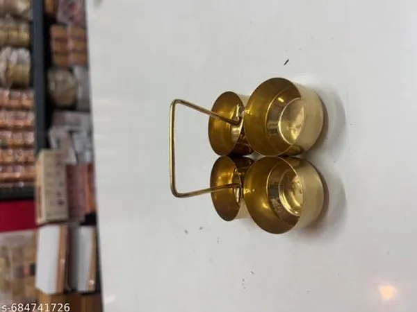 Brass_Chokra_Or_Chowmukh_Or_Chopala_Bowl_Stand_Or_Panchapalli_For_Puja_And_Hindu_Ritual_Temples_For_Home_Purpose