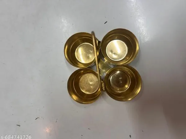 Brass_Chokra_Or_Chowmukh_Or_Chopala_Bowl_Stand_Or_Panchapalli_For_Puja_And_Hindu_Ritual_Temples_For_Home_Purpose