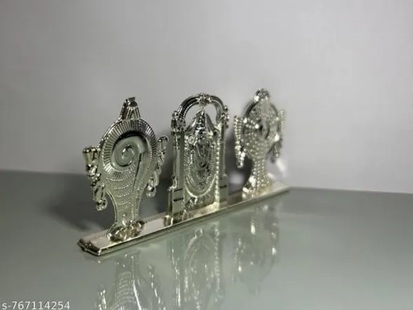 Decorative_Lord_Balaji_Shankh_Chakra_Idol_Often_Used_For_Pooja_Rooms_Or_Car_Dashboards