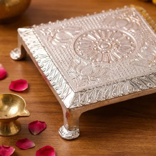 Silver_Plated_Metal_Chowki_For_Home_And_Puja_Purpose_For_Devotional_Purpose