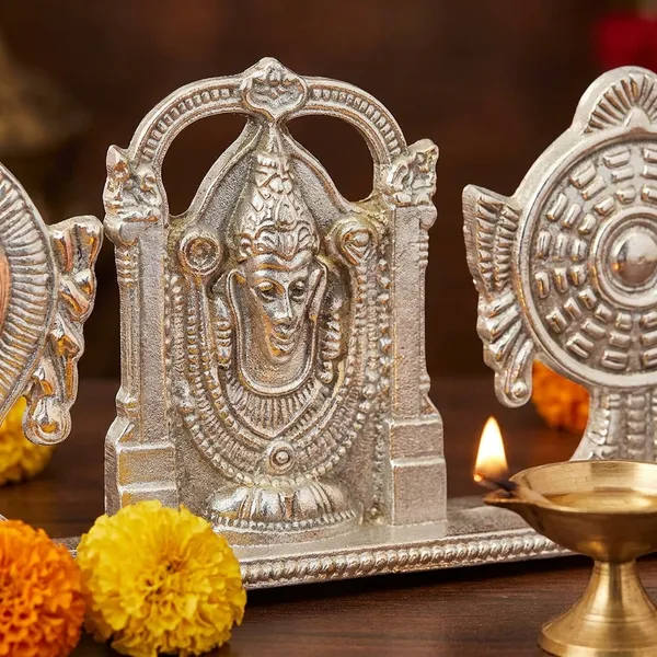 Lord_Balaji_Shankh_Chakra_Stand