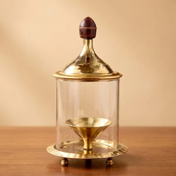 Akhand_Diya_Or_Tulasi_Deepam